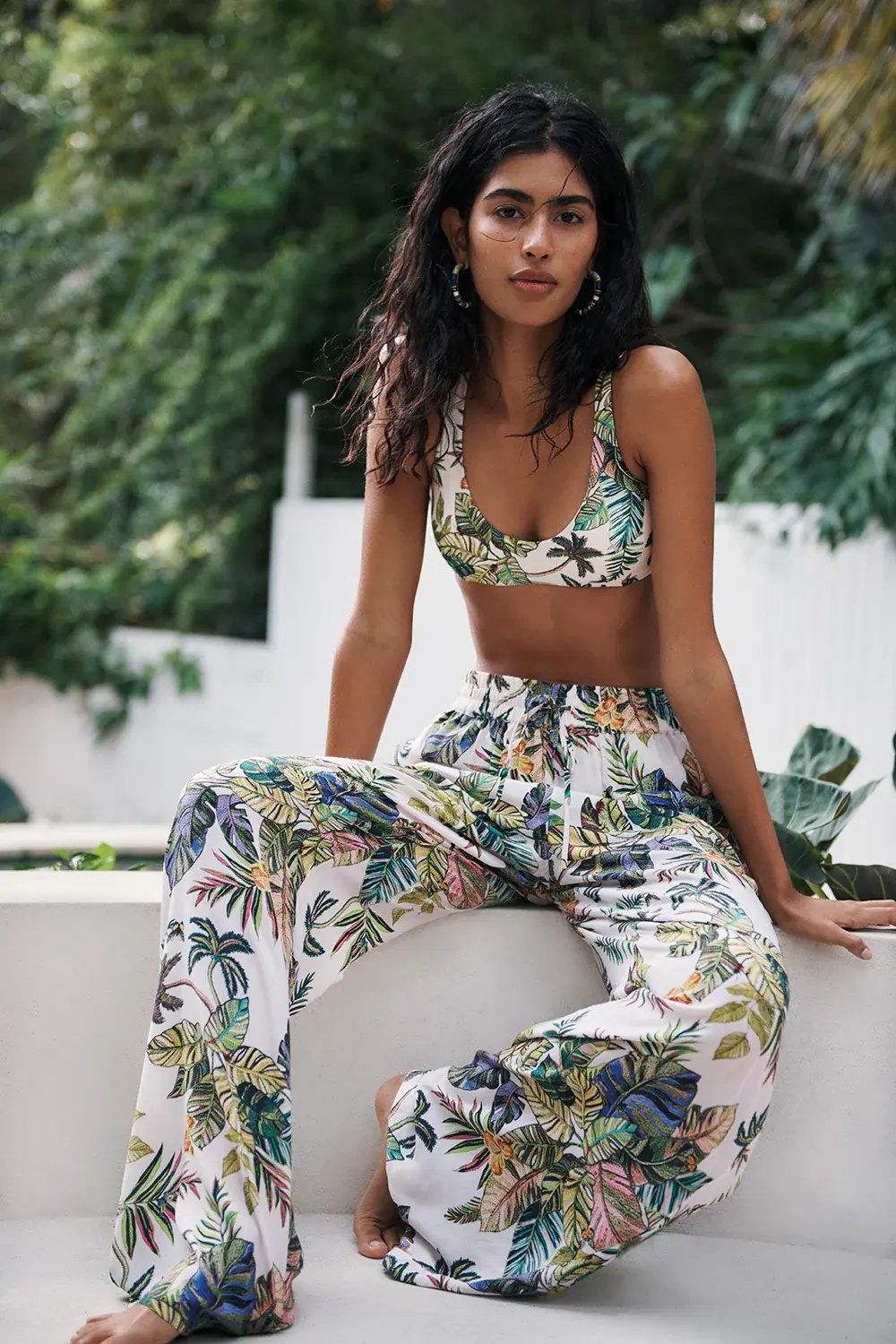catalinapantseated_1080x